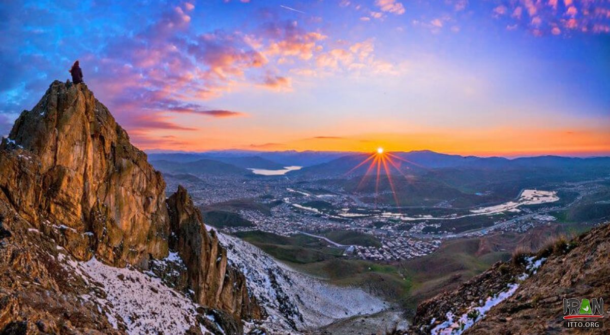  بیانیه جوانان مهاباد 