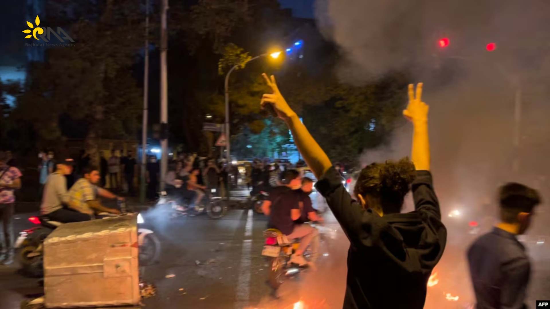 وال ستریت ژورناڵ: کۆشکی سپی سەرقاڵی ئامادەکارییە بۆ لێدان لە ئێران